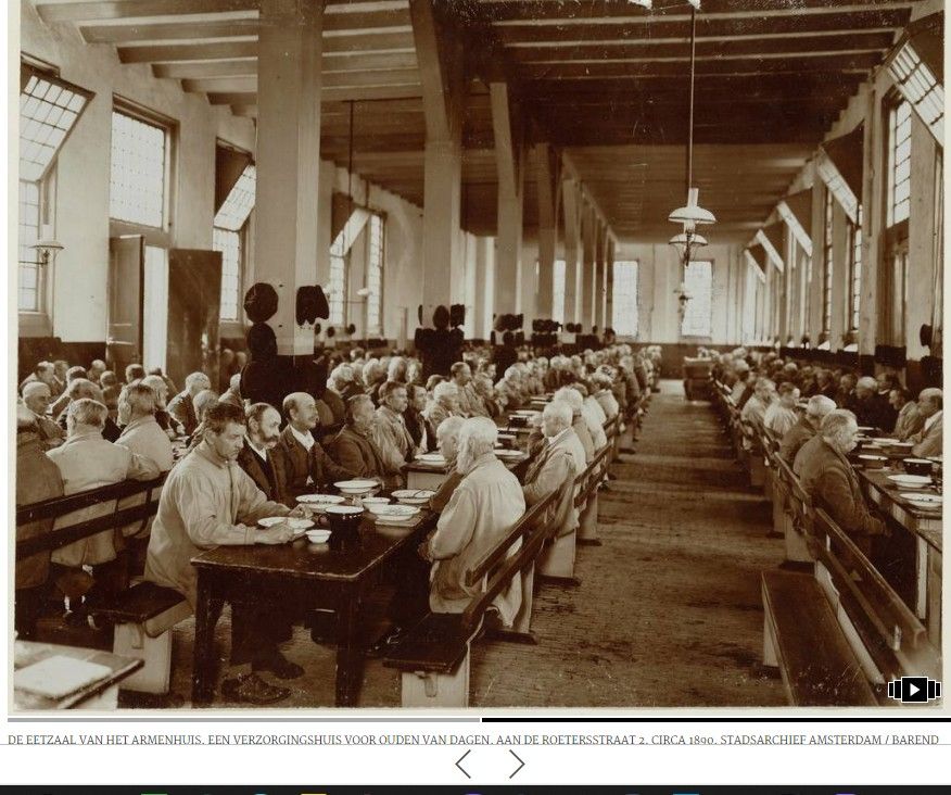 Foto Parool boek.jpg